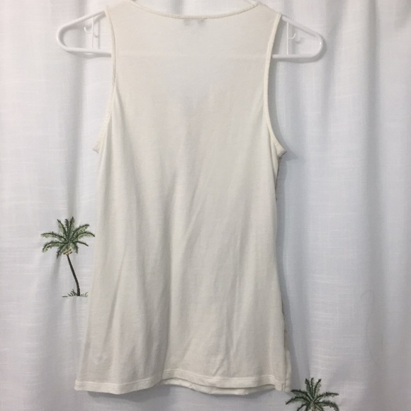 Express Ruffle Blouse - Picture 3 of 5